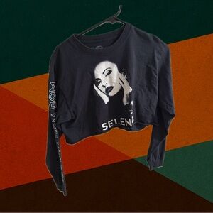 Black Selena Graphic Crop Top Medium